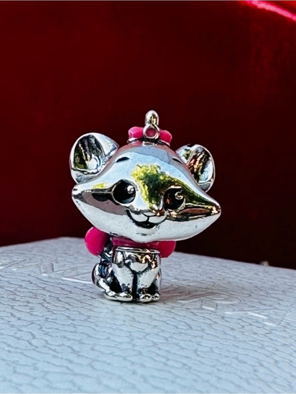 Pandora Silver Fox Charm with Pink Accents new with out tag